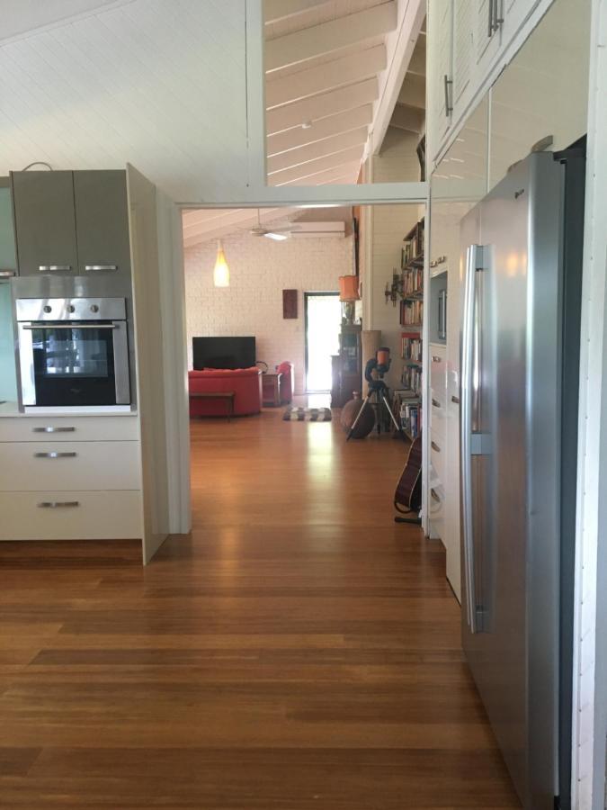 Eumundi Guesthouse And B&B Bagian luar foto